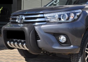 hilux_revo_bullbar (2)